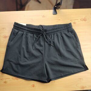 Rachel Zoe Black Midrise Shorts Size L NWT Chic